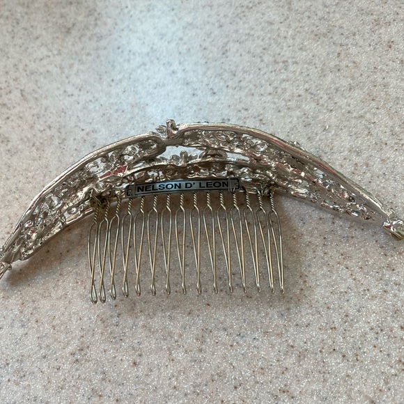 Nelson De Leon tiara in perfect condition main image 5